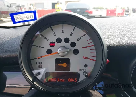 2013 Mini Hardtop Cooper S из США, поврежденный, VIN WMWSV3C58DT394609